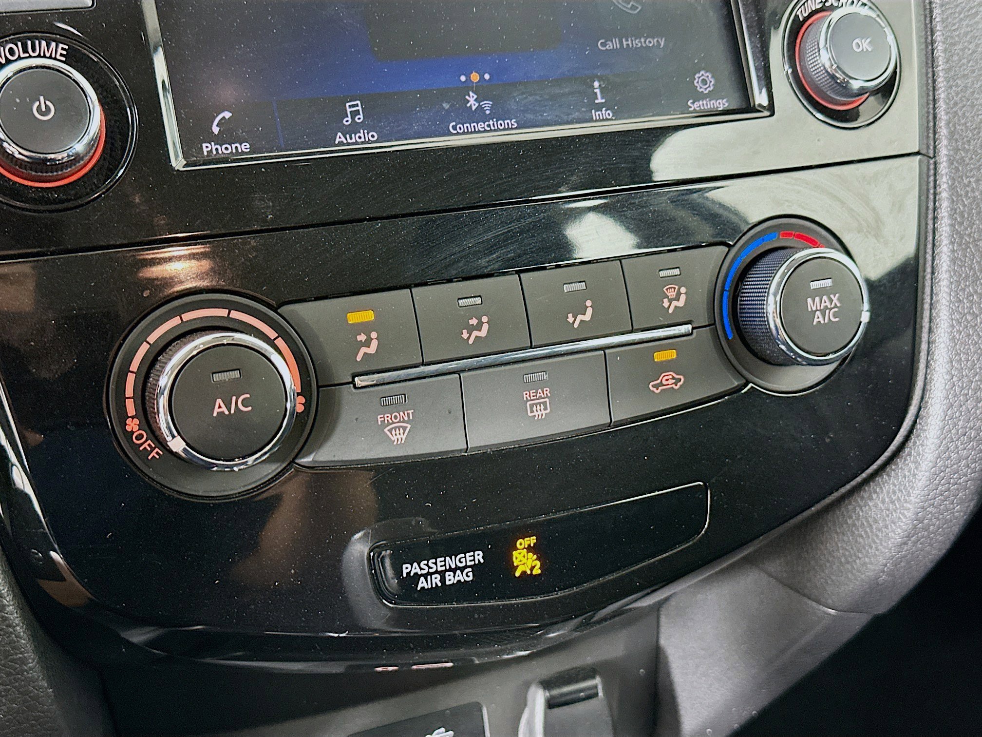 Used 2020 Nissan Rogue Sport S image 22