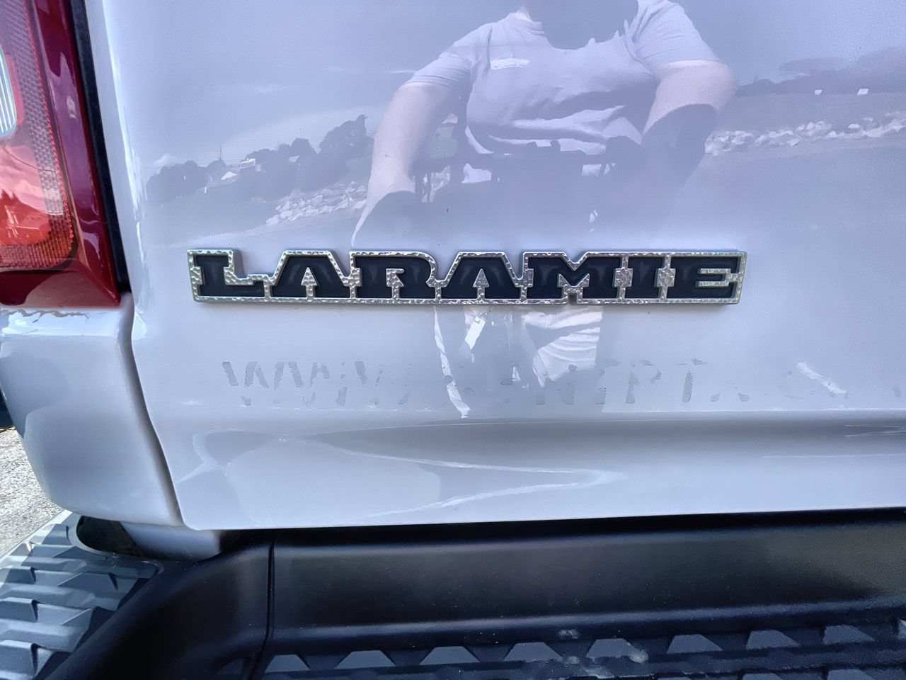 Used 2023 RAM 1500 Laramie AWD/4WD image 30