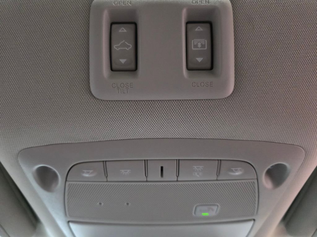 Used 2024 Nissan Murano Platinum w/ Cargo Package image 26