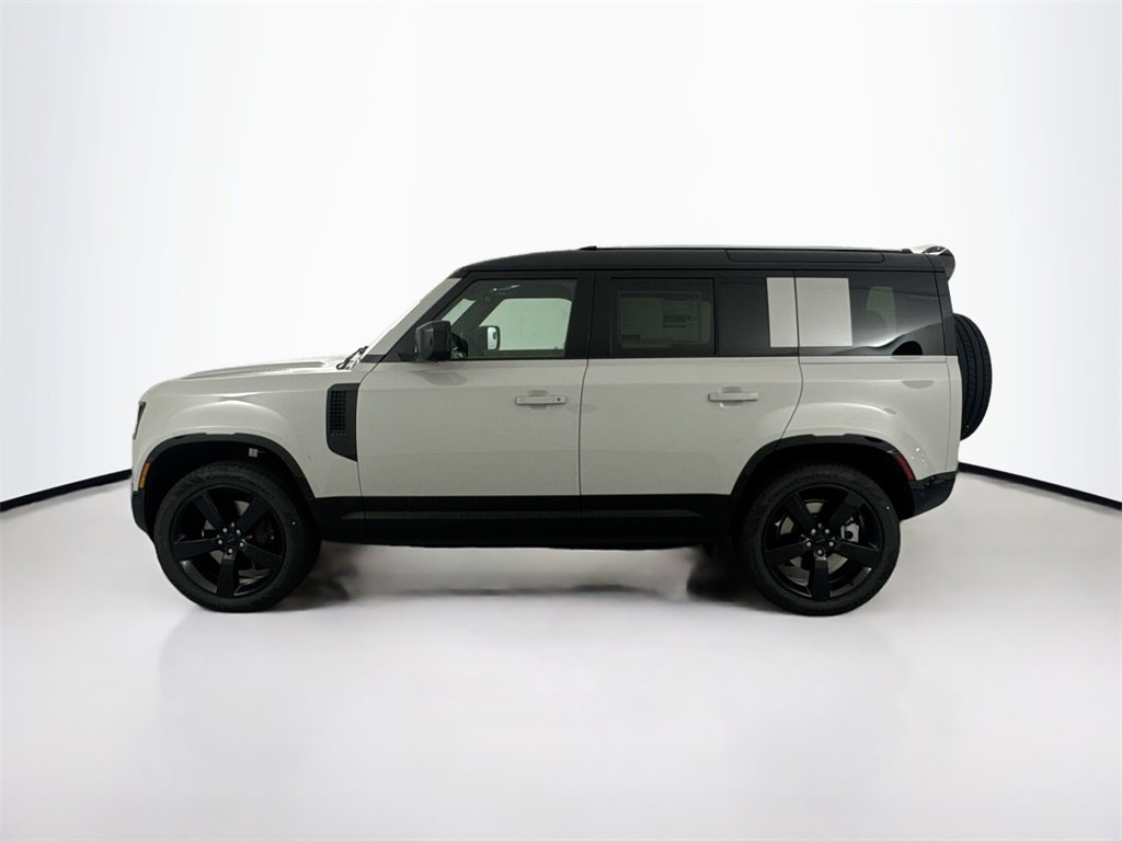 New 2026 Land Rover Defender 110 X-Dynamic SE image 8