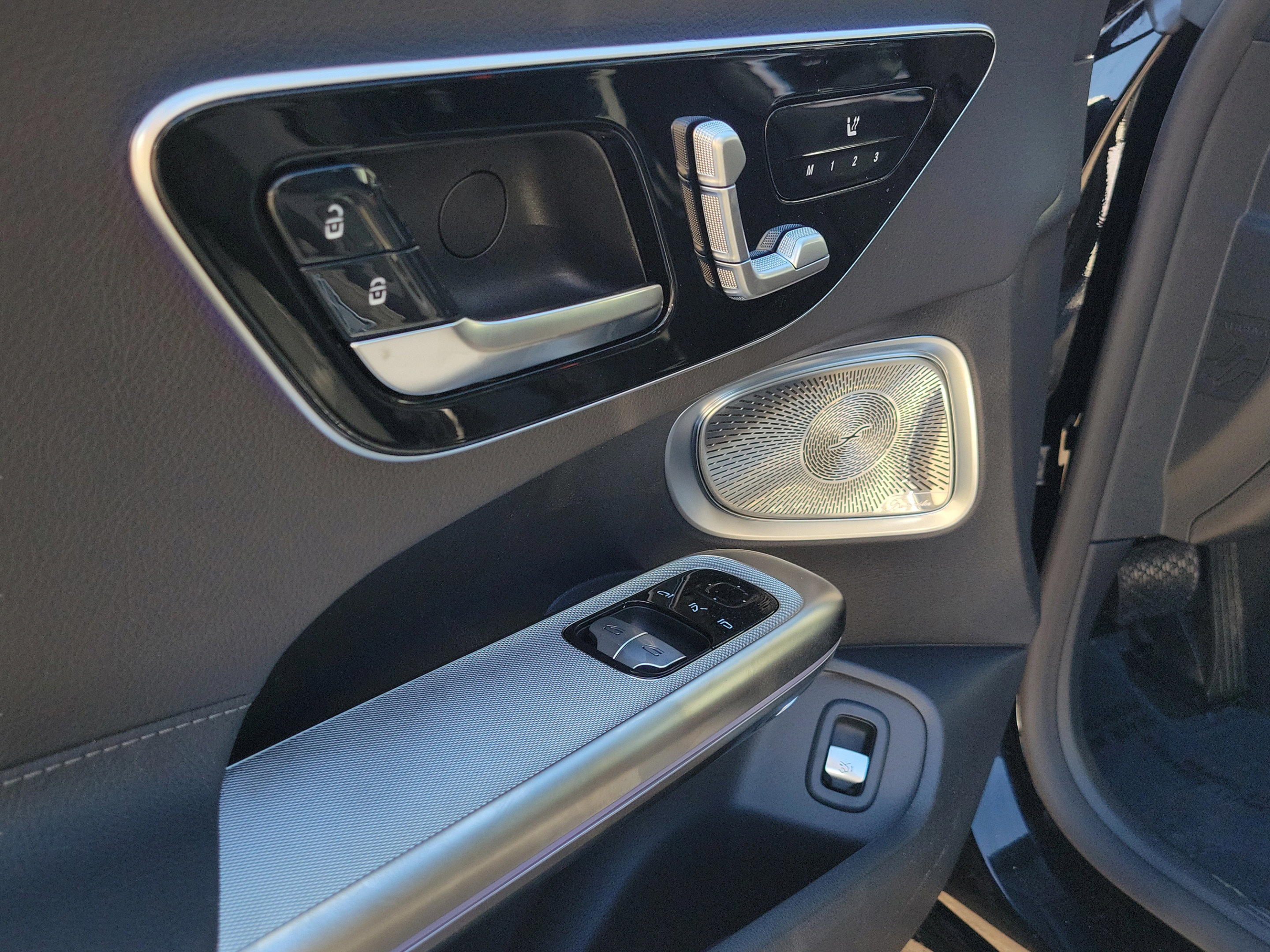 New 2026 Mercedes-Benz CLE 300 4MATIC Coupe image 8