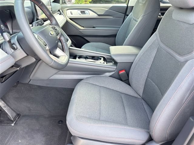 Certified 2026 Ford Explorer Active RWD image 13