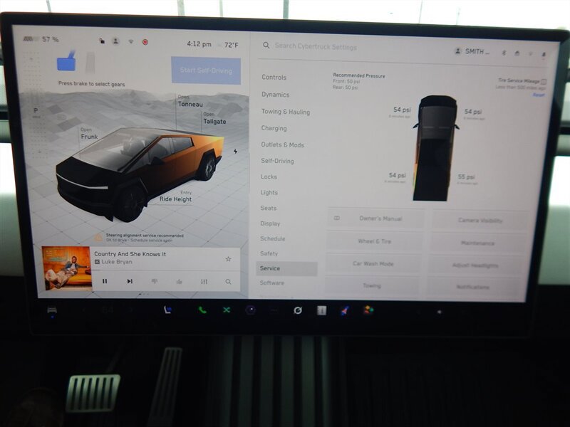 Used 2024 Tesla Cybertruck AWD Crew Cab image 41