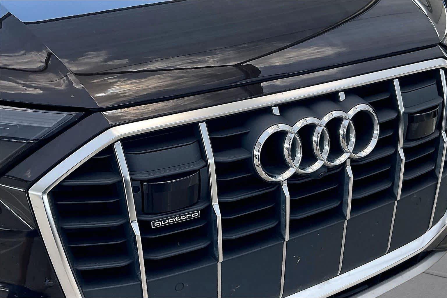 Used 2023 Audi Q7 3.0T Premium Plus w/ Premium Plus Package AWD/4WD image 30