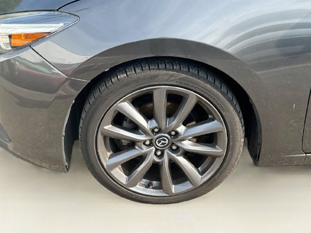 Used 2017 MAZDA MAZDA3 Grand Touring w/ Premium Equipment Package FWD image 24