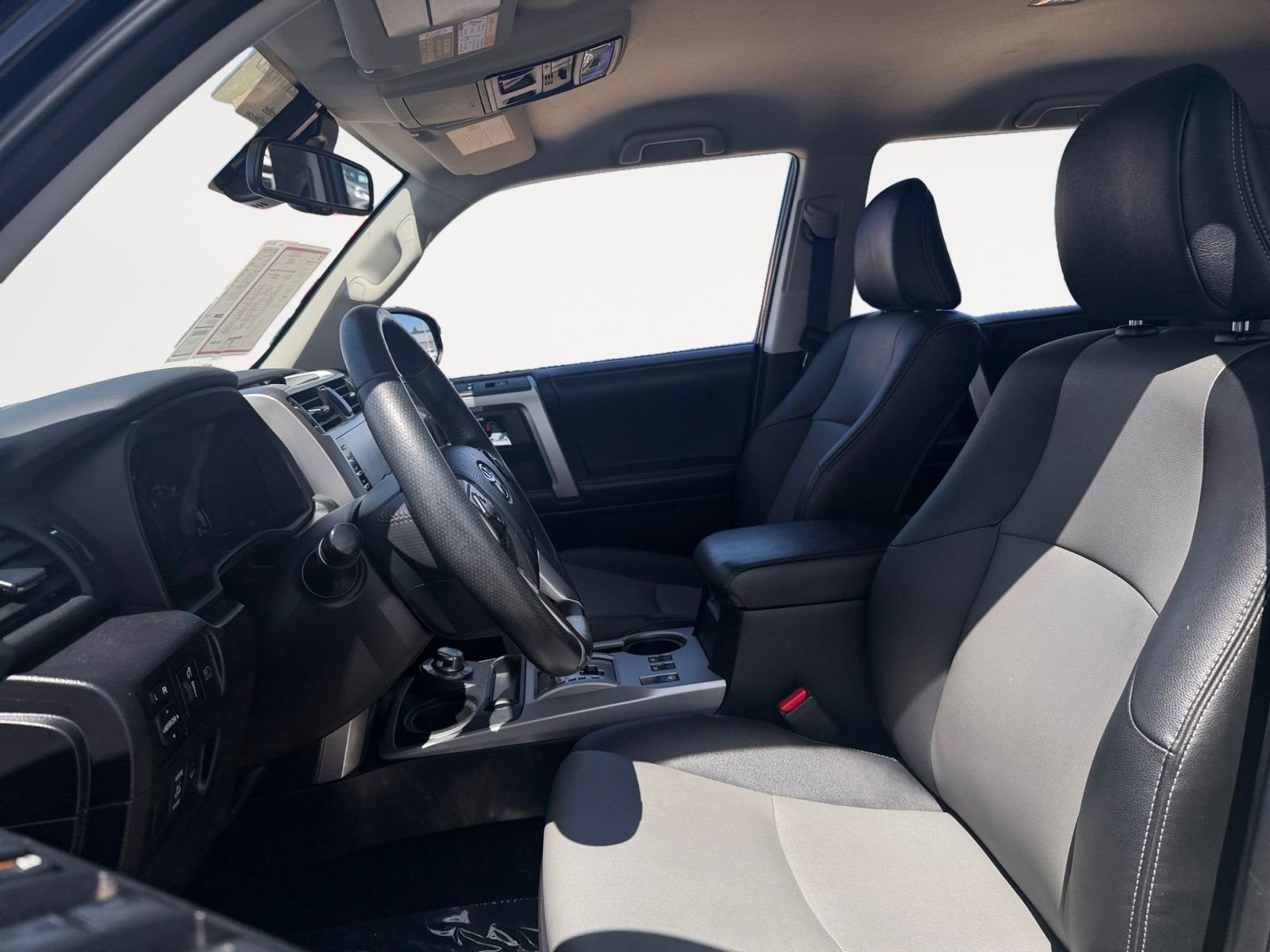 Certified 2022 Toyota 4Runner SR5 Premium AWD/4WD image 9