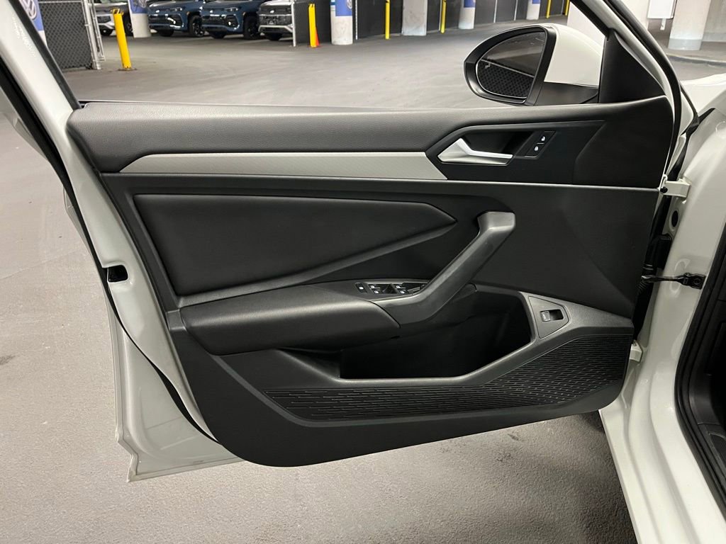 Used 2019 Volkswagen Jetta S w/ Driver Assistance Package FWD image 13
