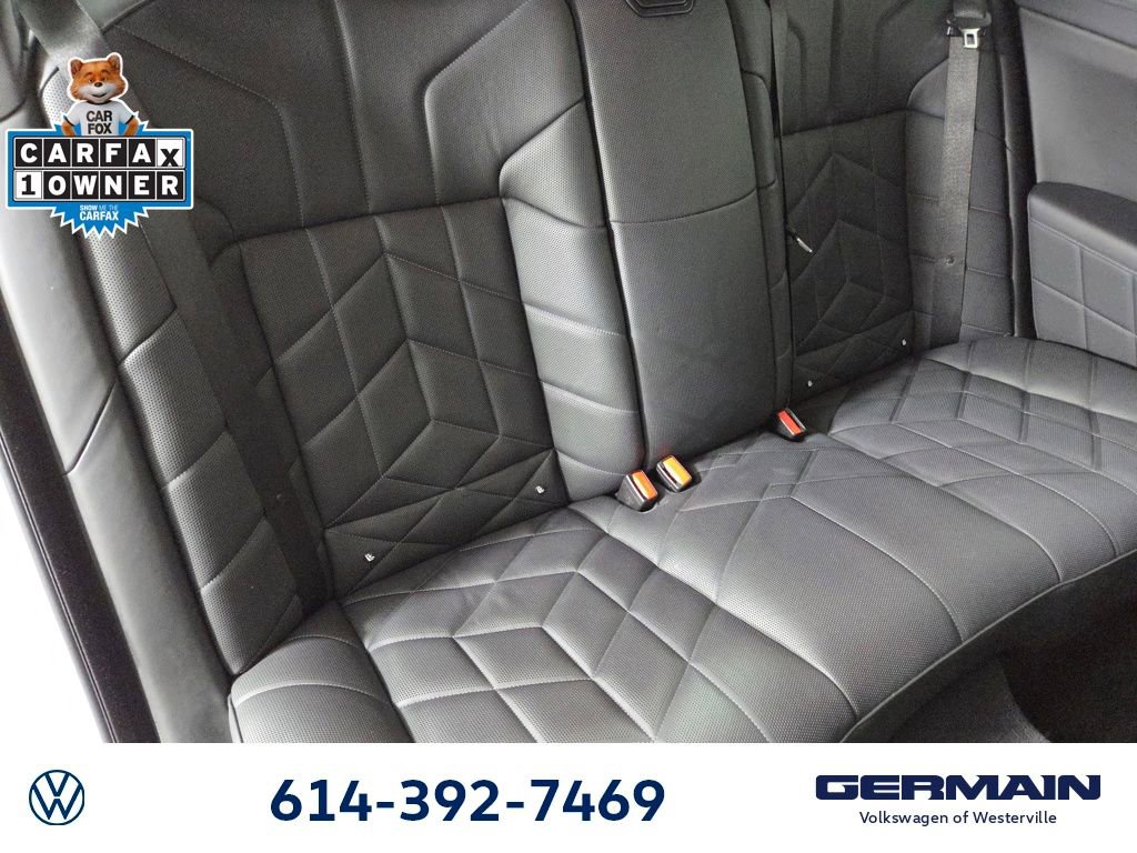 Used 2025 BMW 740i xDrive image 16