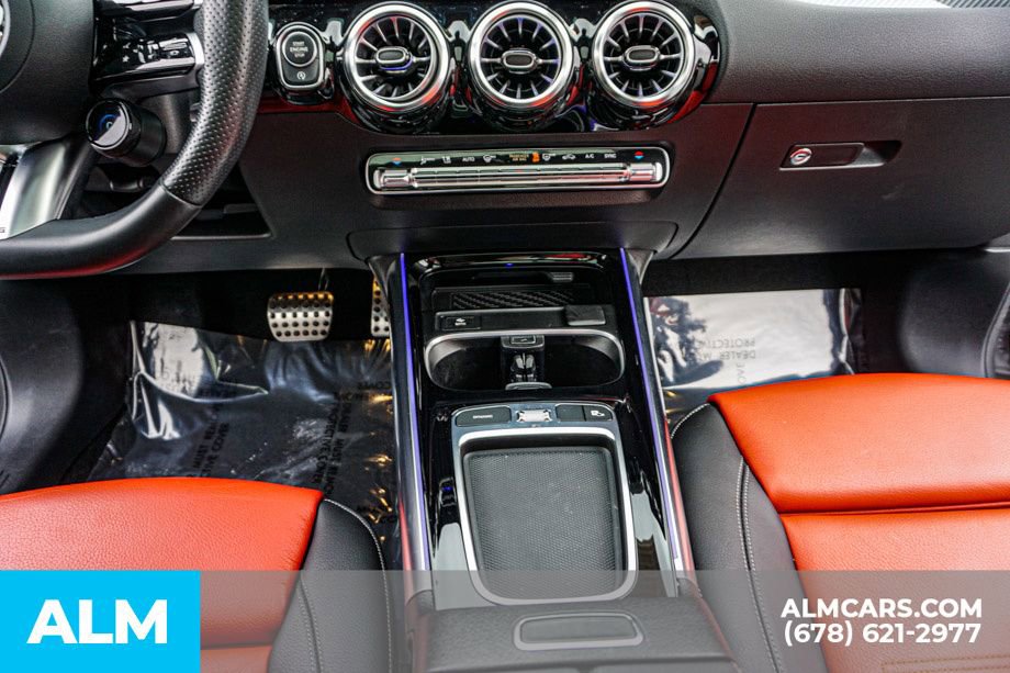 Used 2024 Mercedes-Benz GLA 35 AMG 4MATIC w/ AMG Night Package image 40