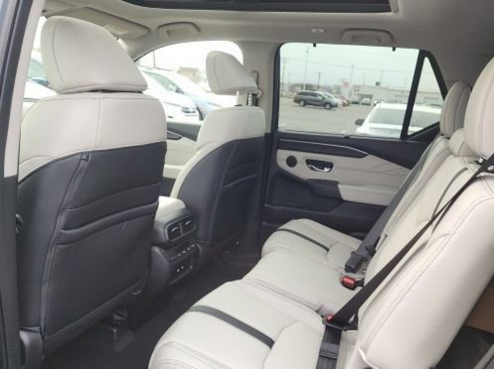 New 2026 Honda Pilot Touring image 18