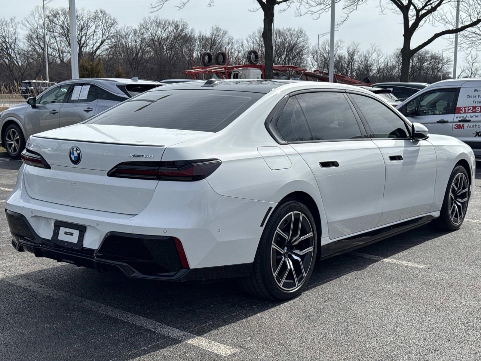 Certified 2024 BMW i7 xDrive60 w/ Executive Package image 5