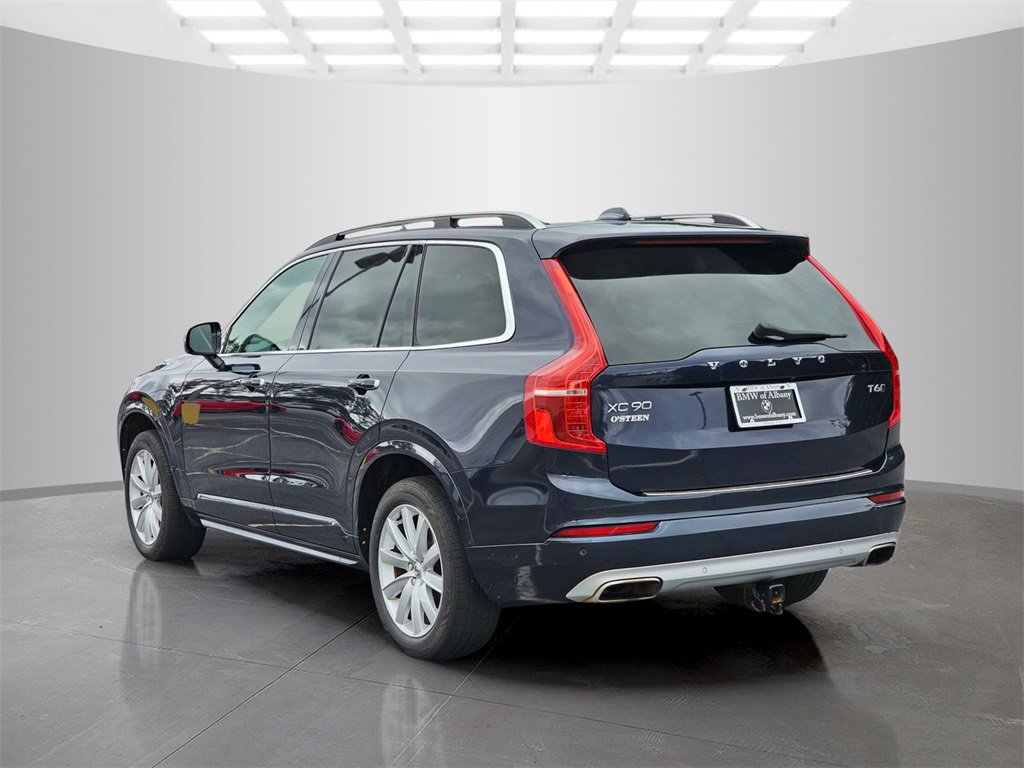 Used 2016 Volvo XC90 T6 Momentum w/ Momentum Plus Package image 4