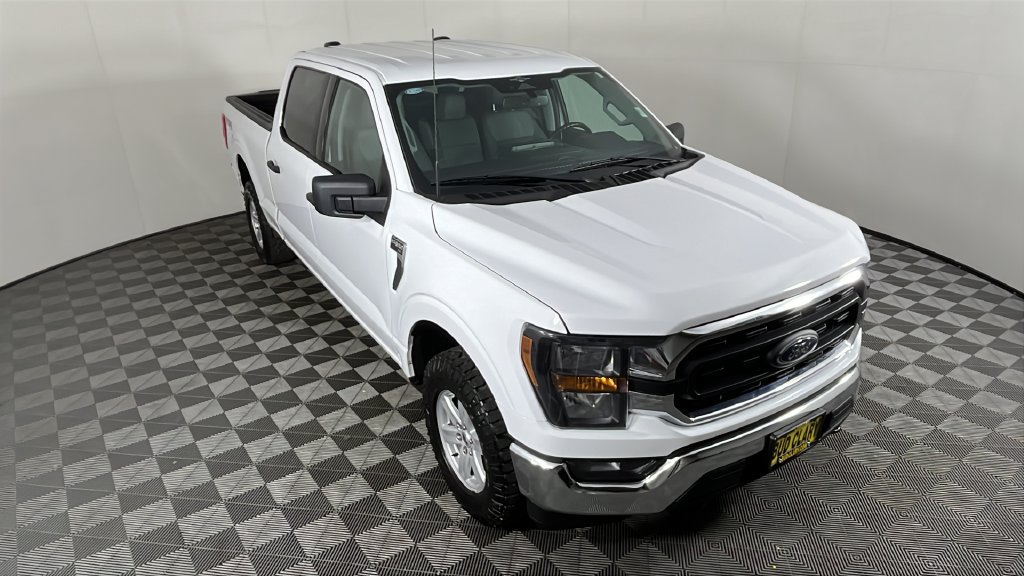 Used 2023 Ford F150 XLT w/ Equipment Group 301A Mid AWD/4WD image 6