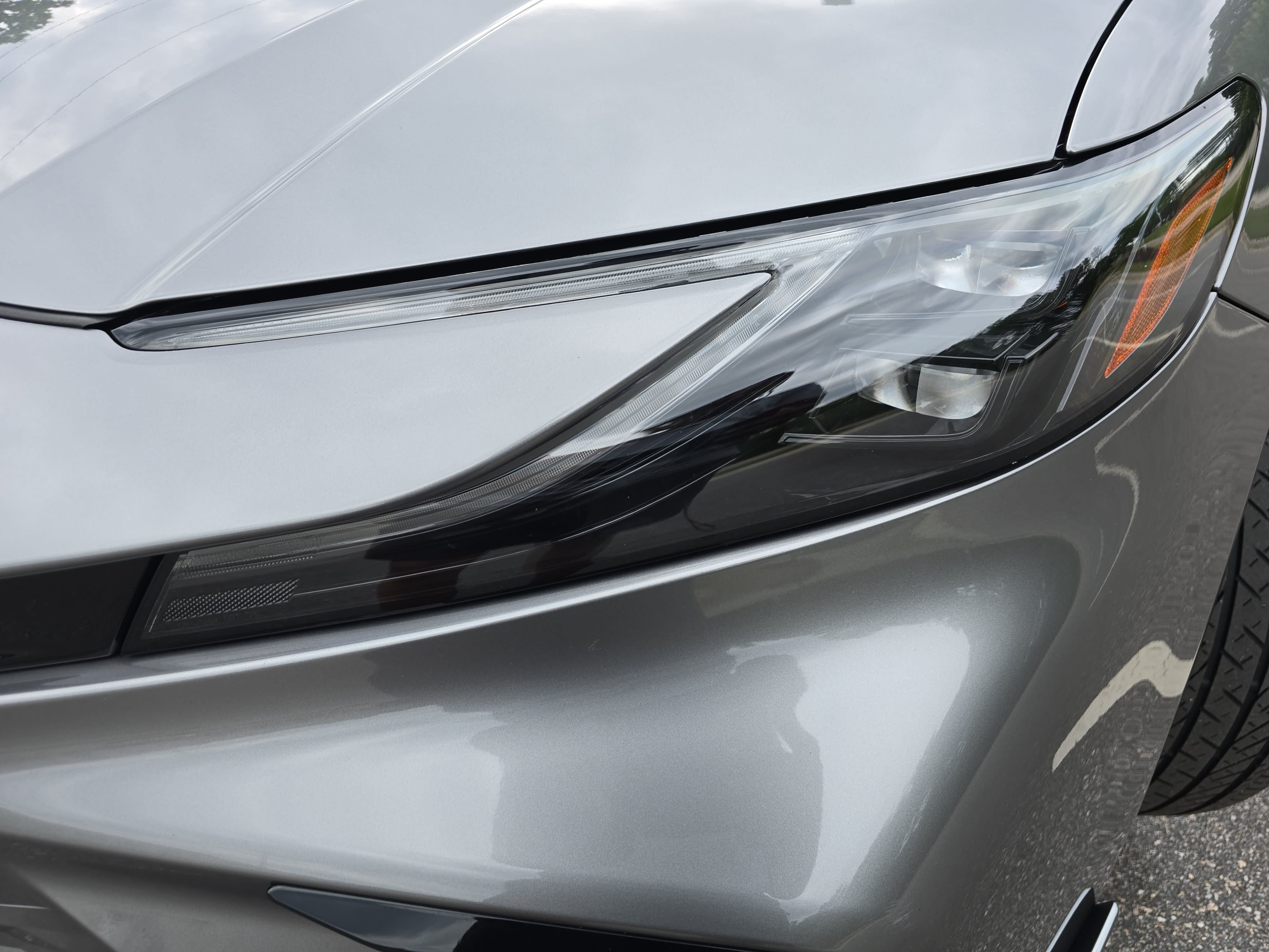 Used 2025 Toyota Camry XSE FWD image 33
