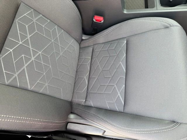 Certified 2025 Nissan Frontier SV image 27