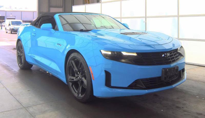 Used 2023 Chevrolet Camaro LT RWD image 3