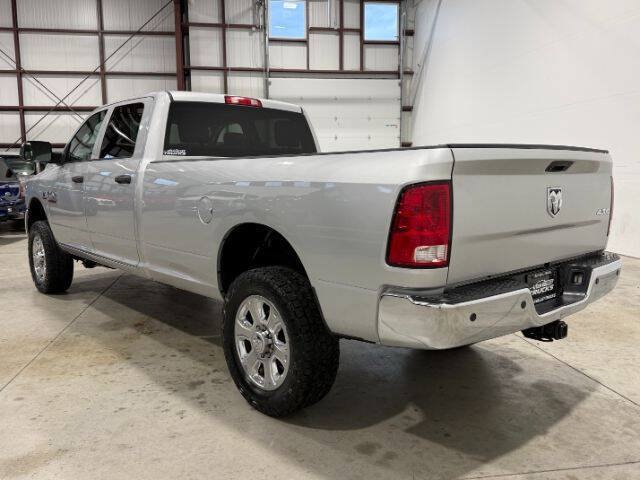 Used 2015 RAM 2500 Tradesman w/ Chrome Appearance Group AWD/4WD image 11