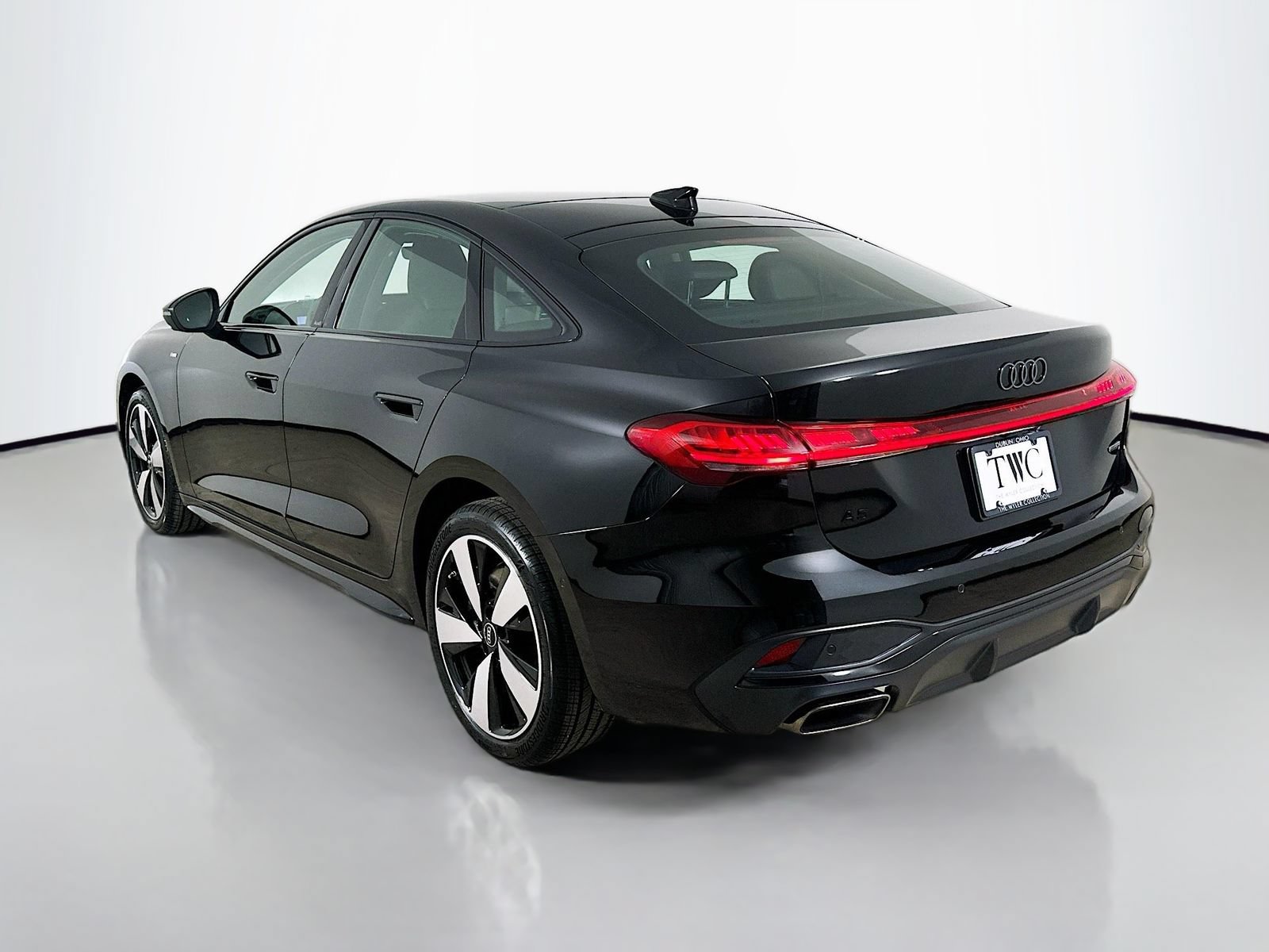 New 2026 Audi A5 2.0T Prestige AWD/4WD image 7