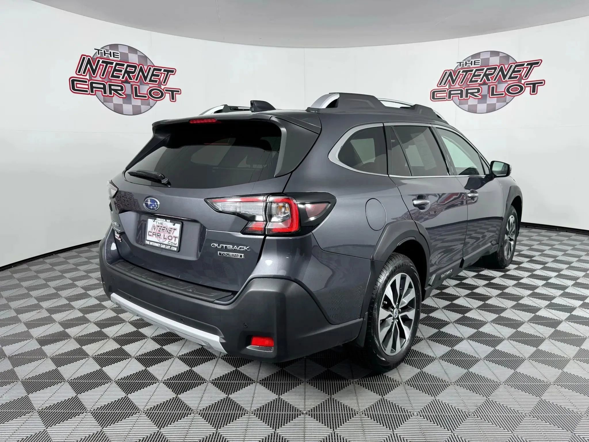 Used 2024 Subaru Outback Touring image 7