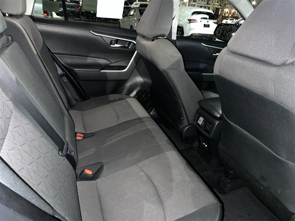 Used 2024 Toyota RAV4 XLE image 20