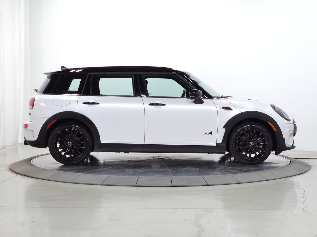 Used 2024 MINI Cooper Clubman S AWD/4WD image 11