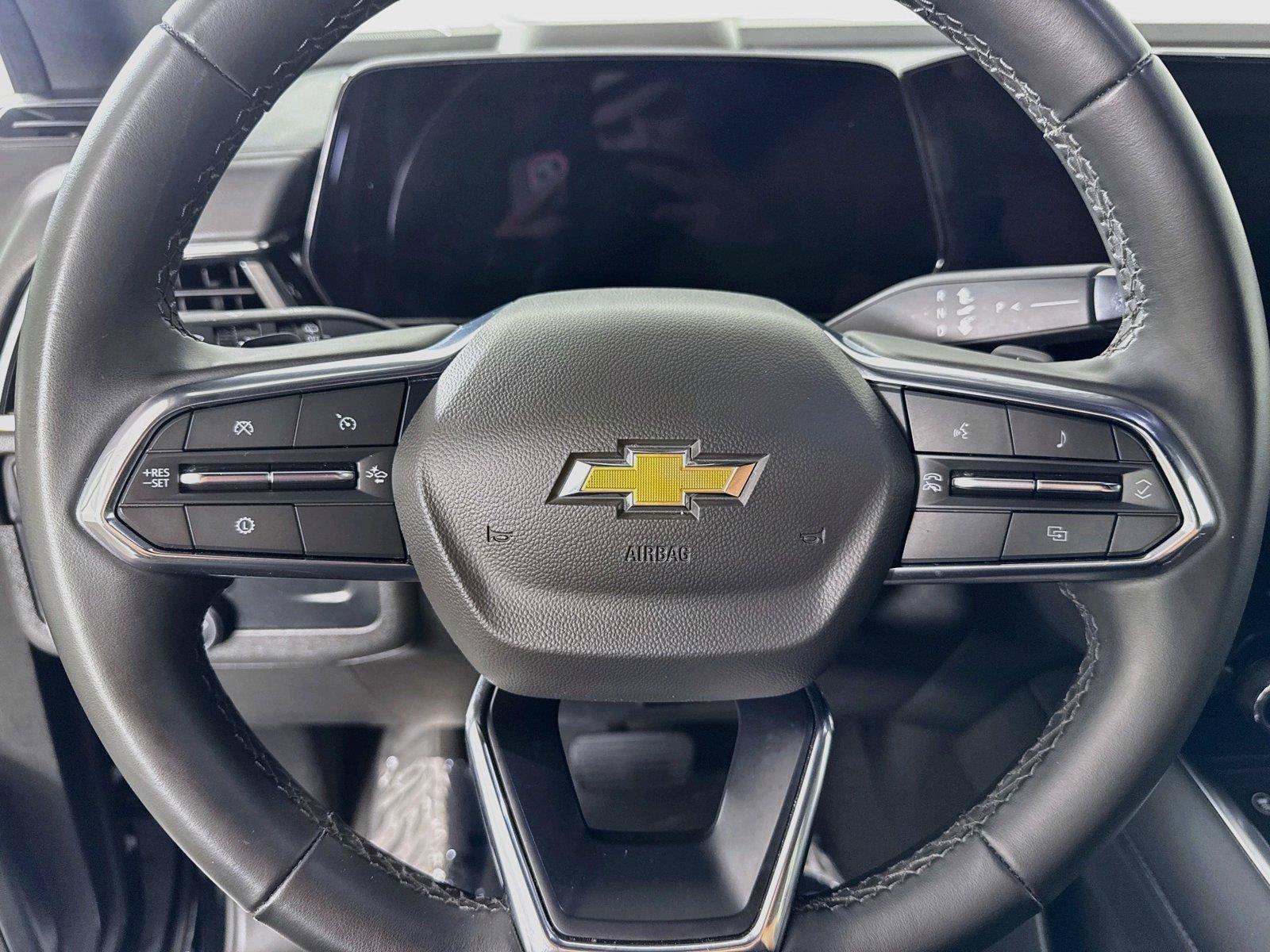 Used 2025 Chevrolet Tahoe LT AWD/4WD image 17