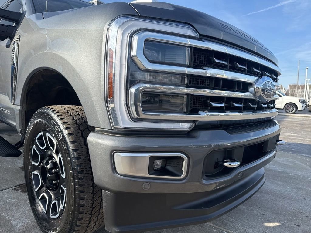 Used 2024 Ford F350 Platinum image 9