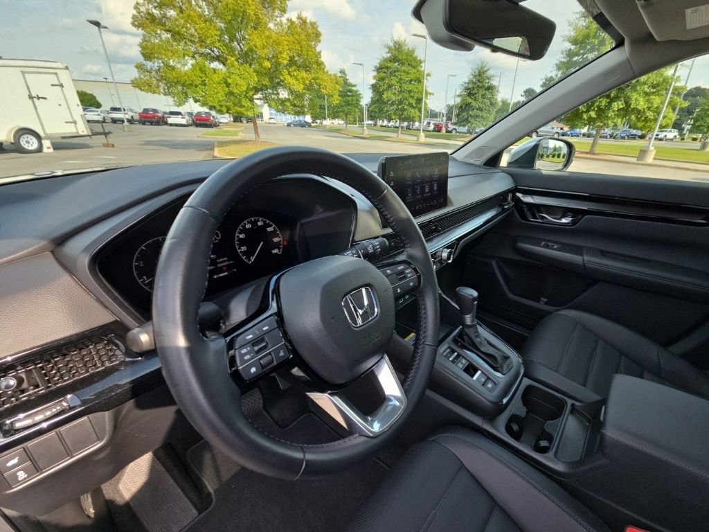 Used 2025 Honda CR-V EX-L image 24