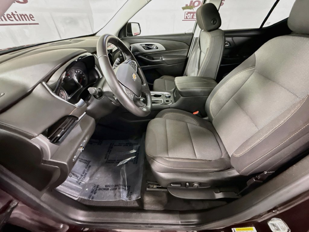 Used 2020 Chevrolet Traverse LT w/ LPO, Floor Liner Package AWD/4WD image 22