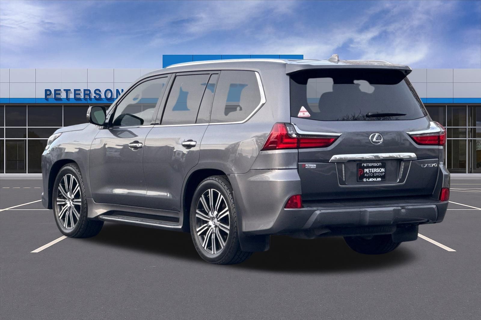 Used 2019 Lexus LX 570 4WD w/ Luxury Package image 6