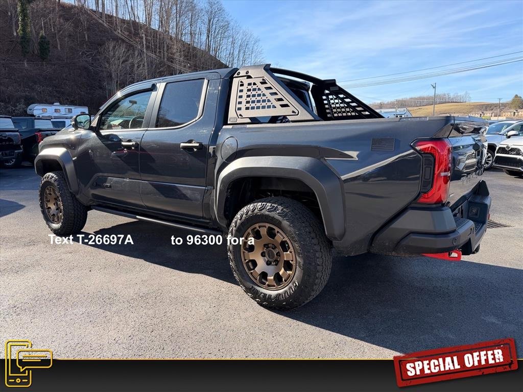 Used 2024 Toyota Tacoma Trailhunter image 7