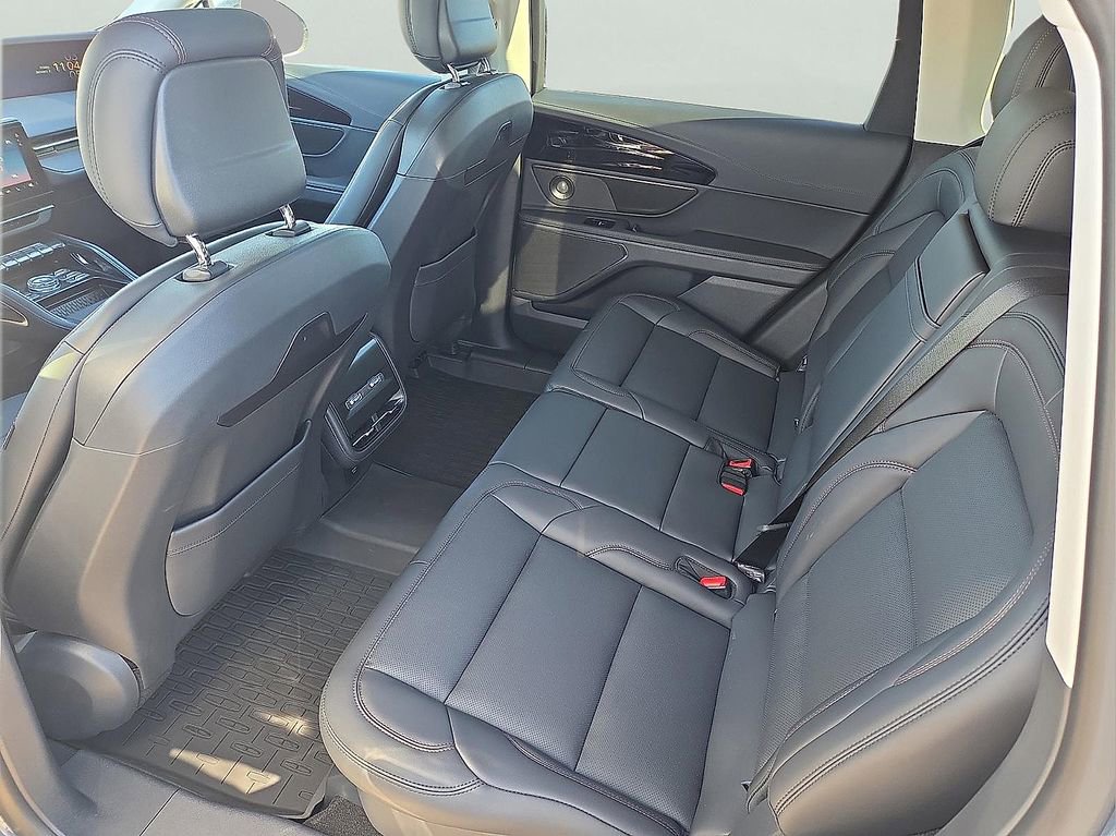 New 2026 Lincoln Nautilus Premier w/ Equipment Group 102A AWD/4WD image 9