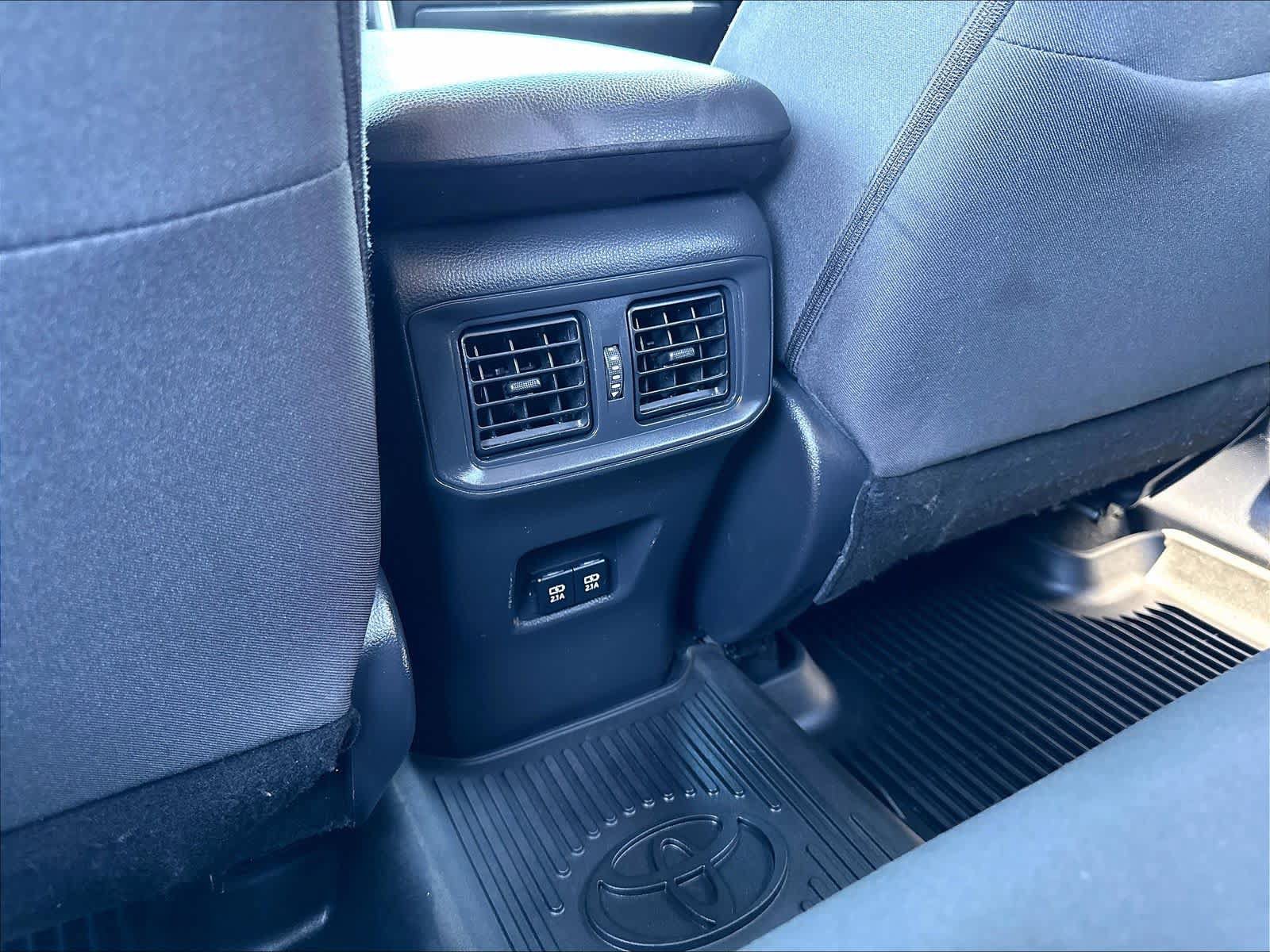 Used 2019 Toyota RAV4 XLE w/ Convenience Package AWD/4WD image 38