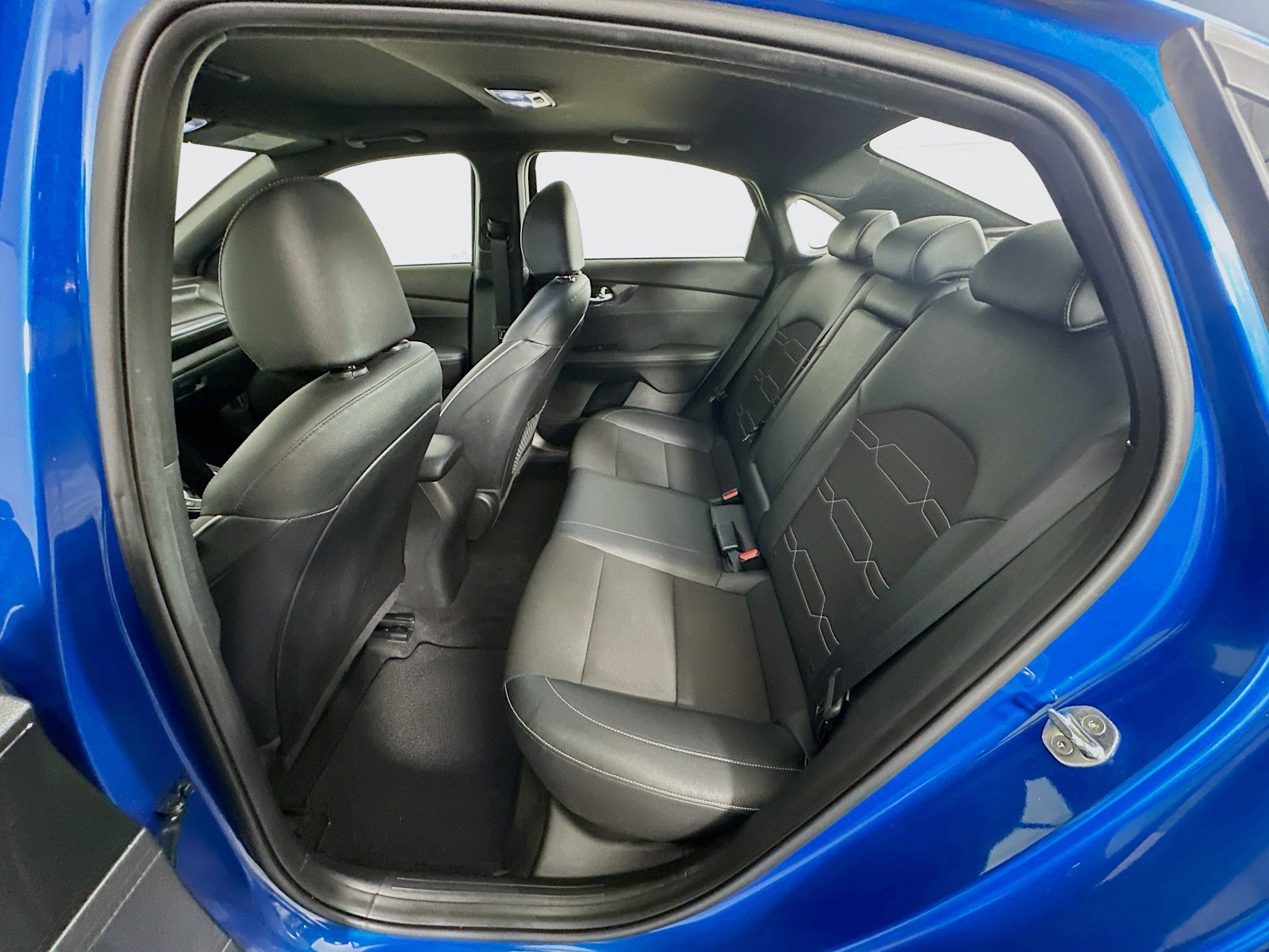 Used 2023 Kia Forte GT-Line w/ GT-Line Premium Package image 28