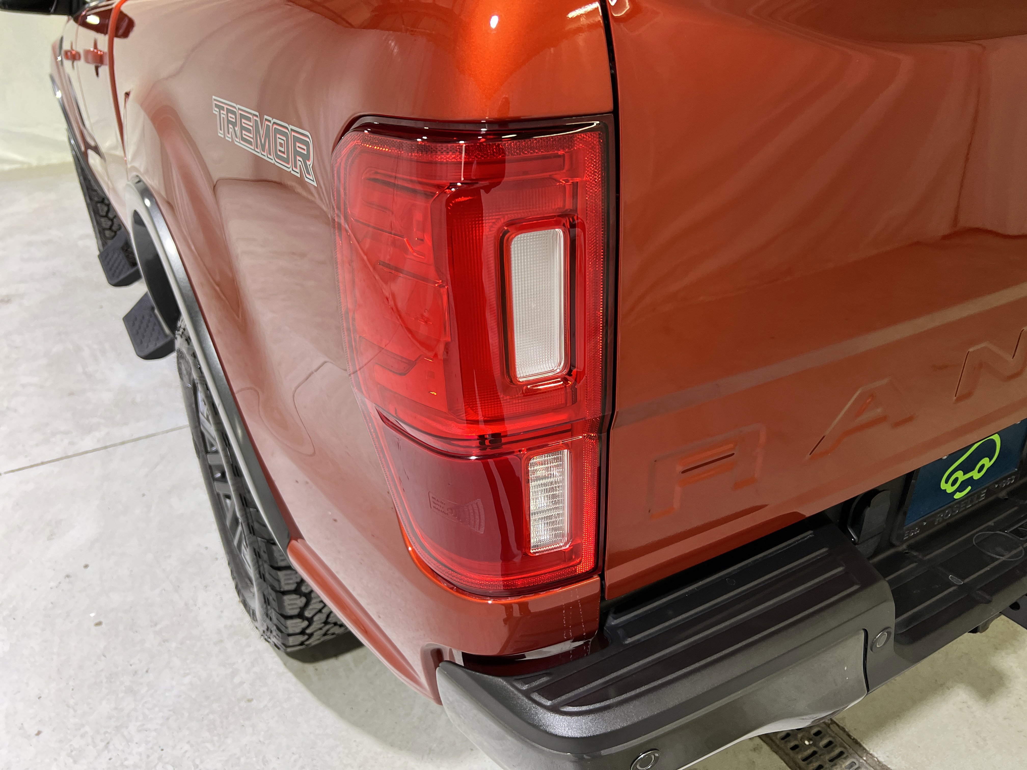 Used 2022 Ford Ranger Lariat w/ Tremor Off-Road Package image 10