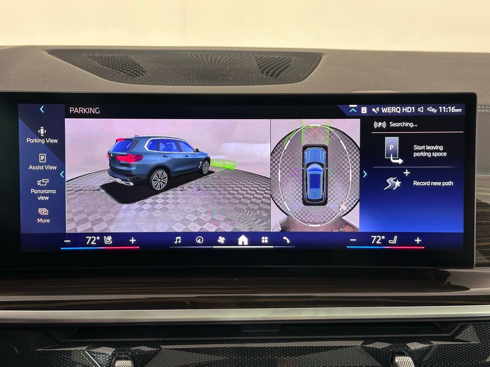 Used 2024 BMW X5 xDrive40i w/ Parking Assistance Package image 41