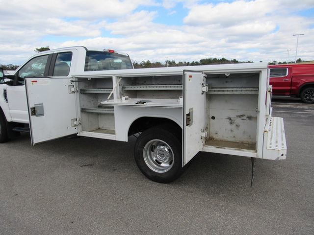 Used 2018 Ford F350 XL w/ Power Equipment Group image 29