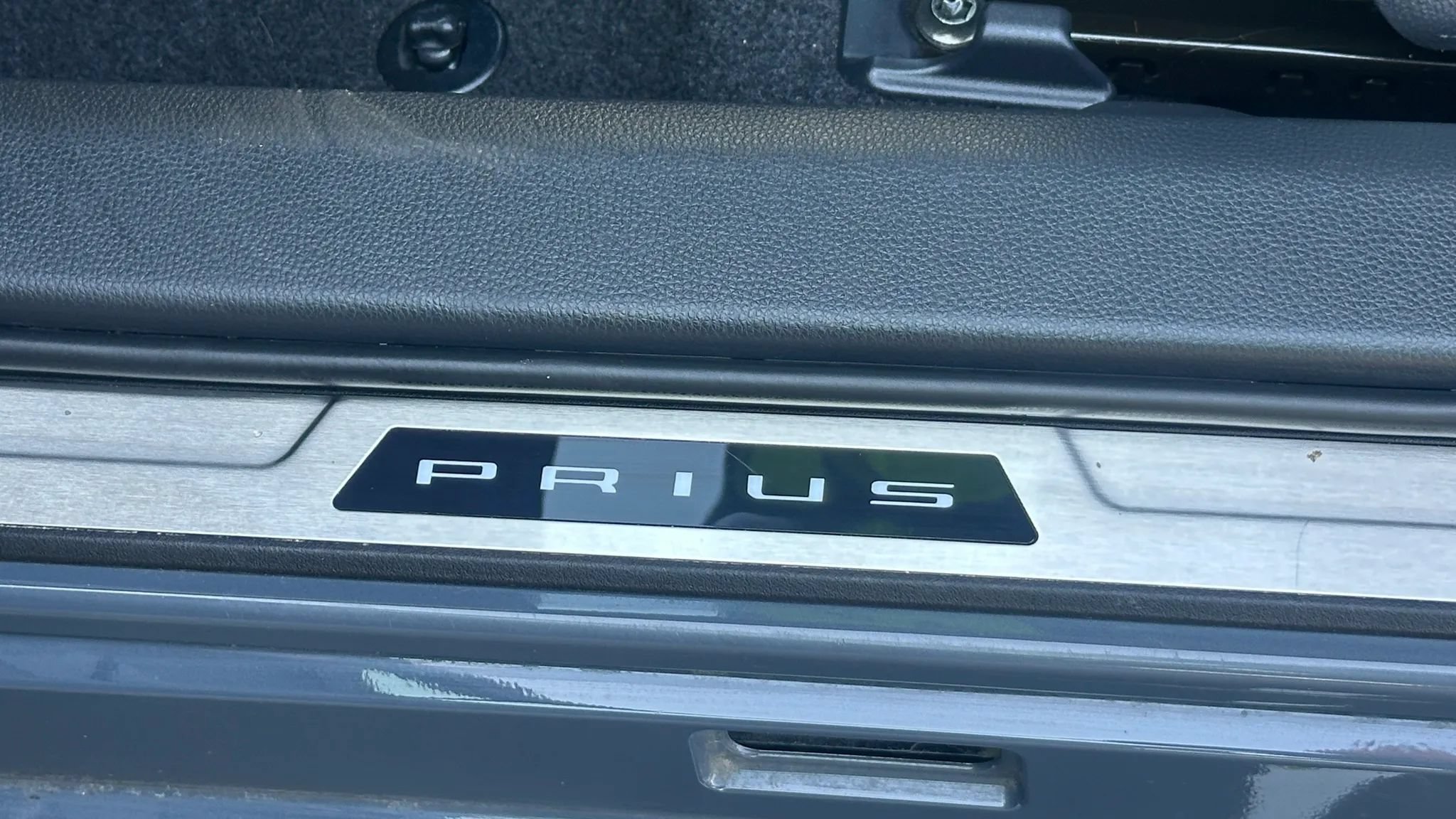 Used 2026 Toyota Prius LE FWD image 13