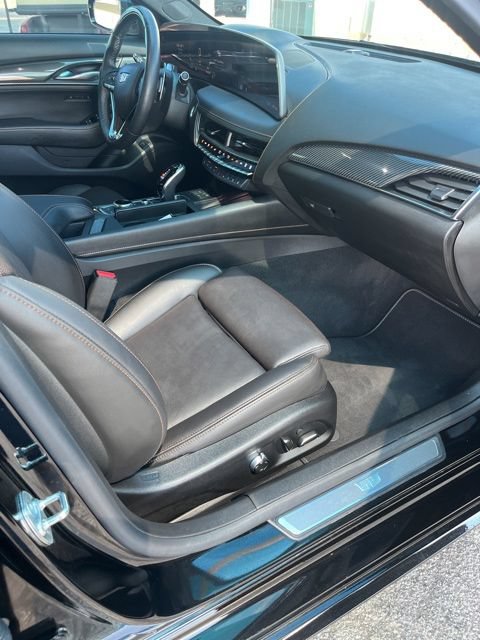 Used 2025 Cadillac CT5 V RWD image 8
