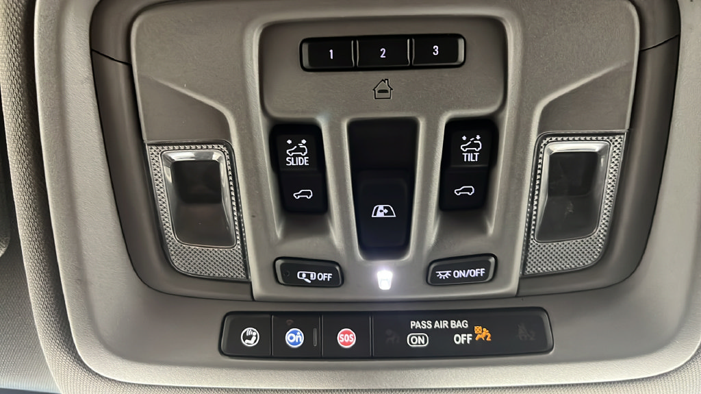Used 2020 Chevrolet Silverado 1500 LTZ w/ LTZ Plus Package AWD/4WD image 35