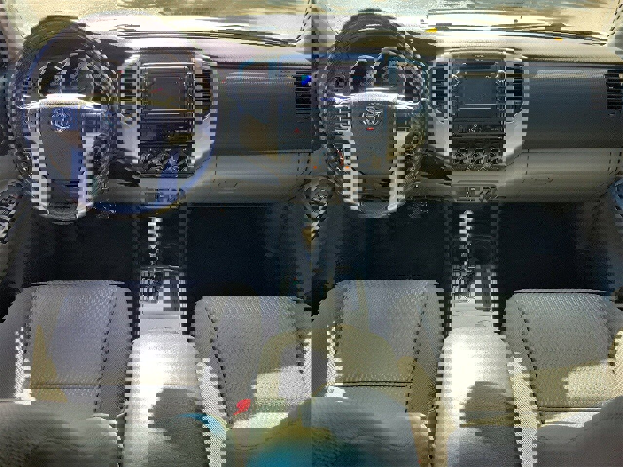 Used 2013 Toyota Tacoma PreRunner w/ SR5 Pkg image 12