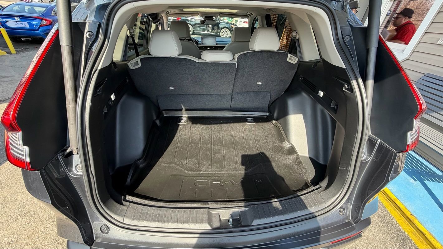 Used 2025 Honda CR-V EX-L image 10