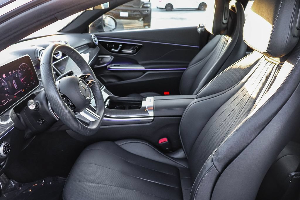 Used 2024 Mercedes-Benz CLE 300 4MATIC Coupe image 21