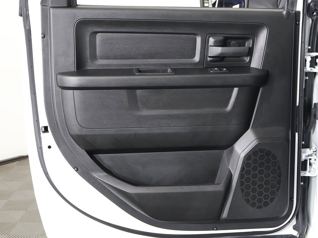 Used 2024 RAM 3500 Tradesman w/ Safety Group image 25