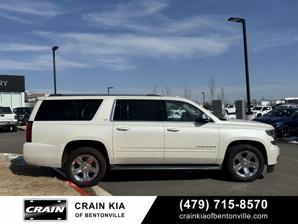 Used 2015 Chevrolet Suburban LTZ image 9