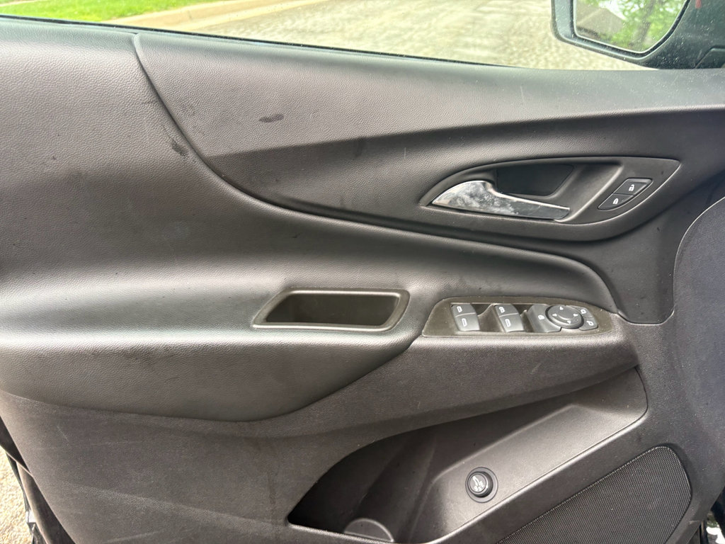 Used 2024 Chevrolet Equinox LT AWD/4WD image 14