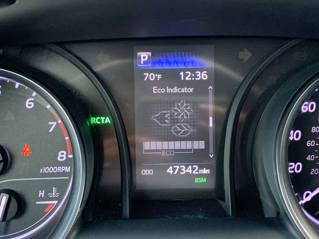 Used 2022 Toyota Camry SE w/ Convenience Package FWD image 20