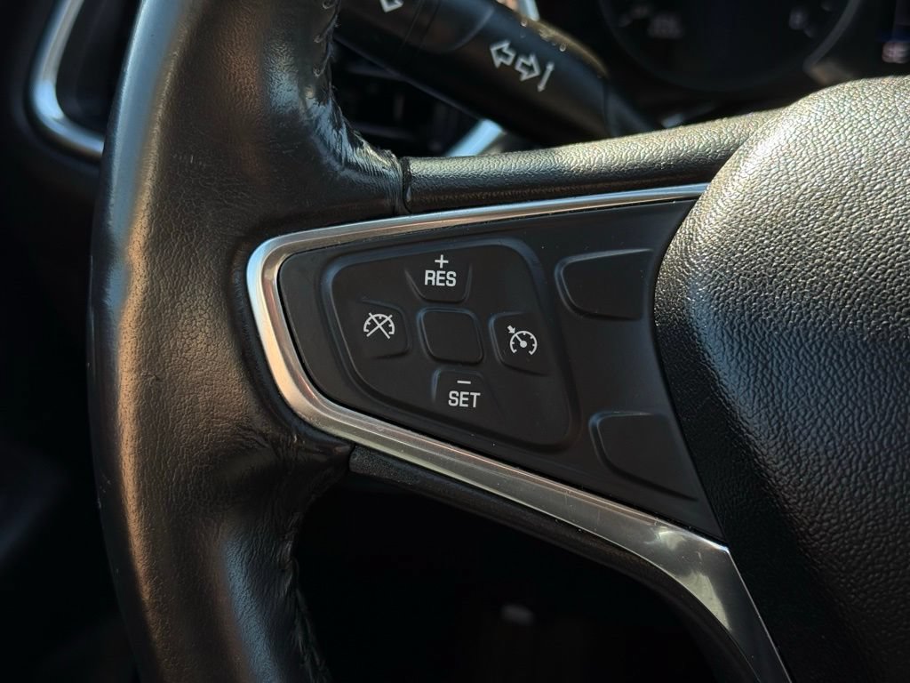 Used 2019 Chevrolet Equinox LT FWD image 28