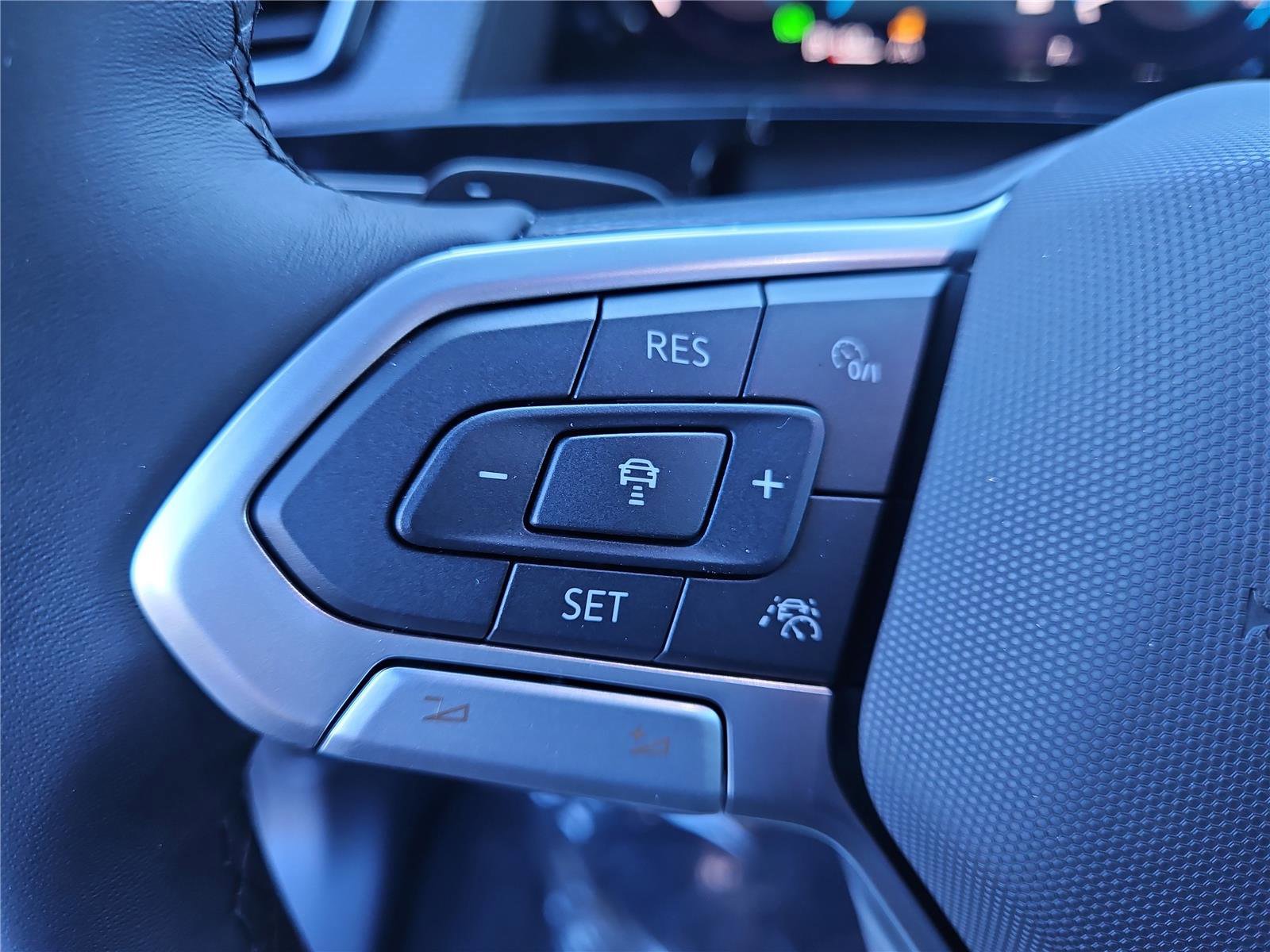 New 2026 Volkswagen Atlas Cross Sport SEL Premium R-Line image 16