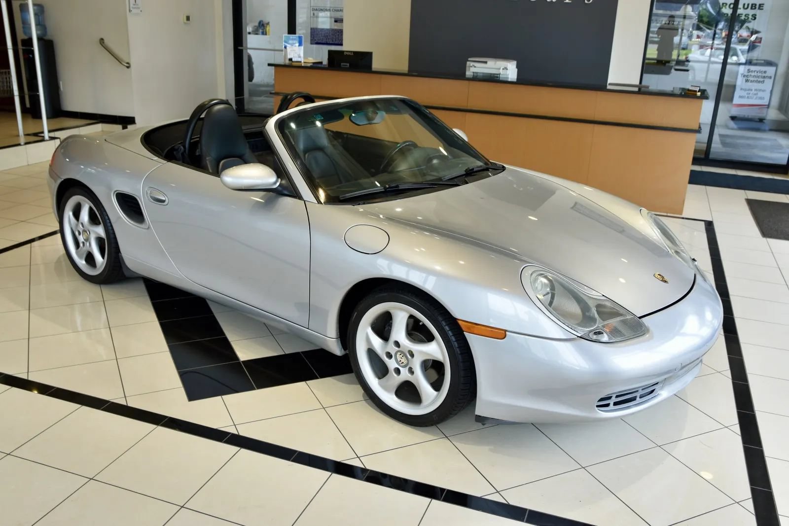 Used 2001 Porsche Boxster RWD image 12